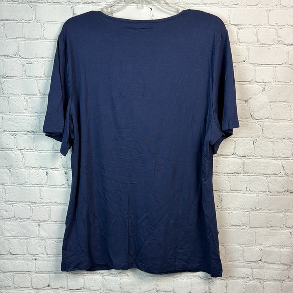 BloomChic Navy Short Sleeve Twist Front Top Plus Size 2X - Picture 6 of 6